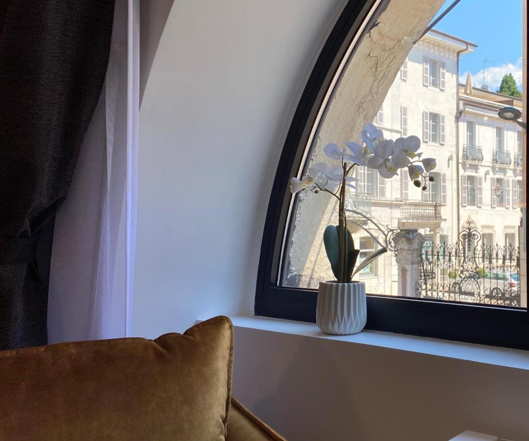 Le Royal 4 - Apartment For 4 People In The City Center Annecy Exterior photo